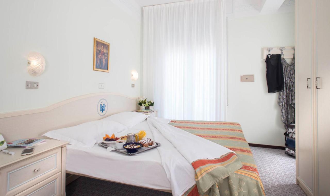 Hotel Franca Bellaria-Igea Marina Exterior photo