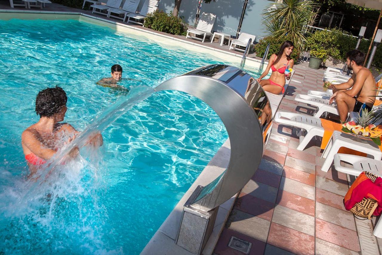Hotel Franca Bellaria-Igea Marina Exterior photo